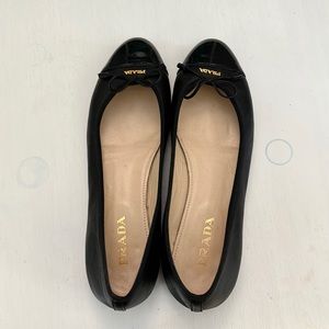 Prada flats, size 8.5. Good condition